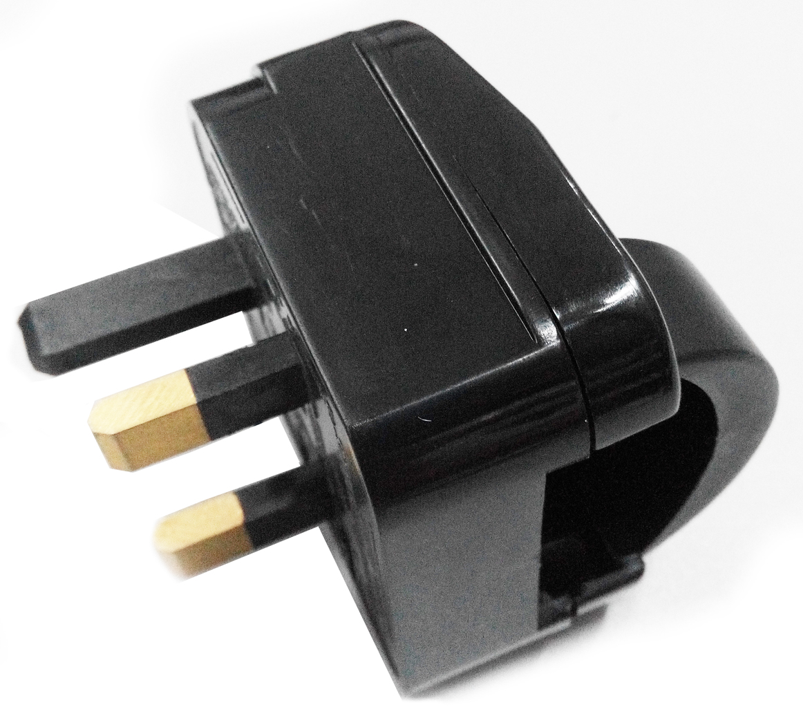 Travel Plug Coverter